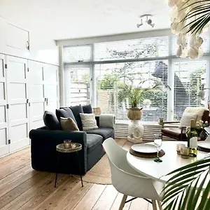 https://la-cscara.zandvoort-hotels.com